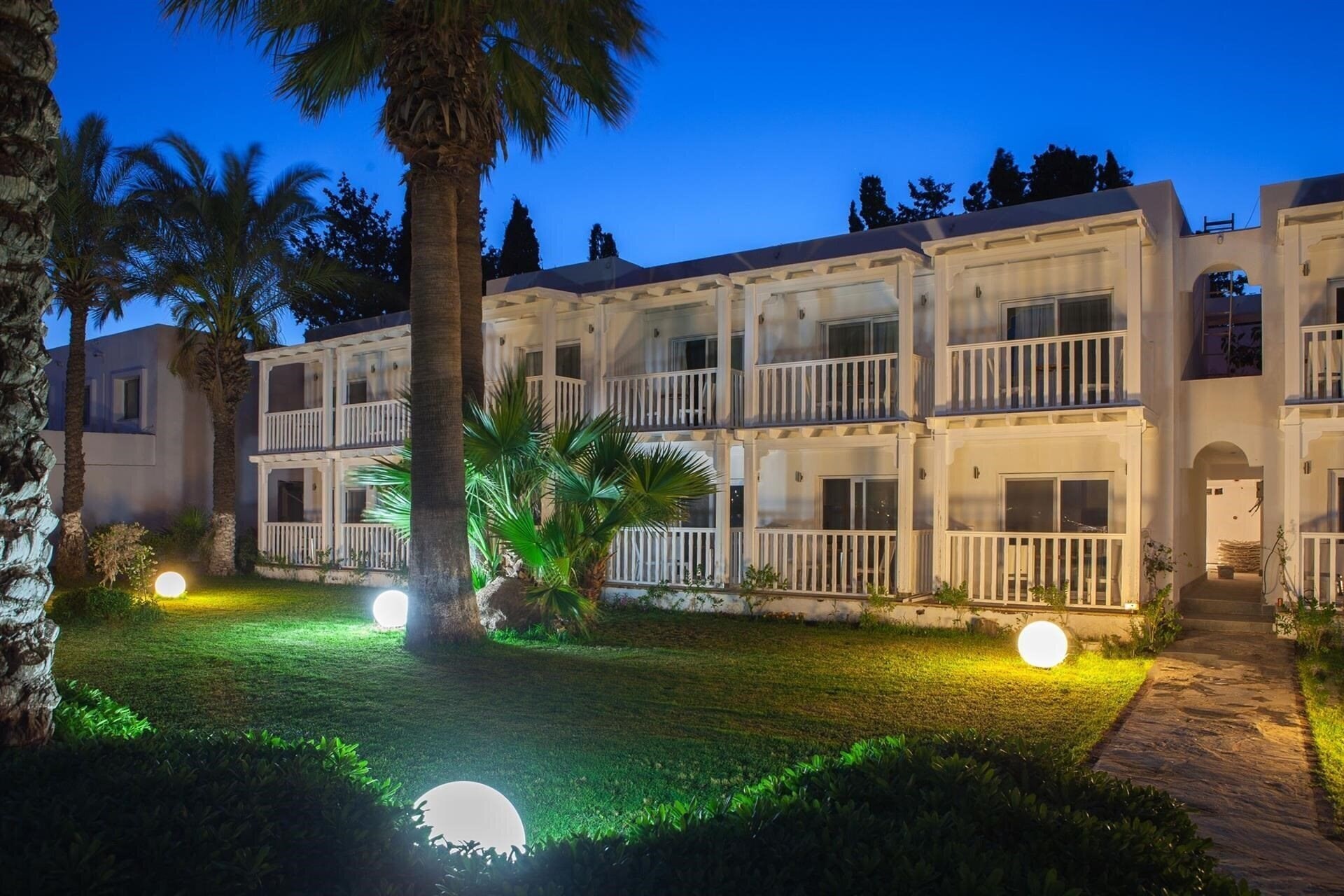 Фотографія Mio Bianco Resort (ex. Fun&Sun Family Club Bodrum, Mio Bianco Resort) 4*